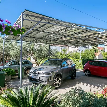 Appartement With Parking Space - 24167 *