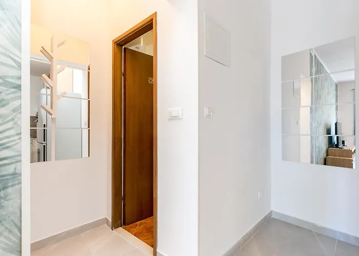 With Parking Space - 24167 Trogir